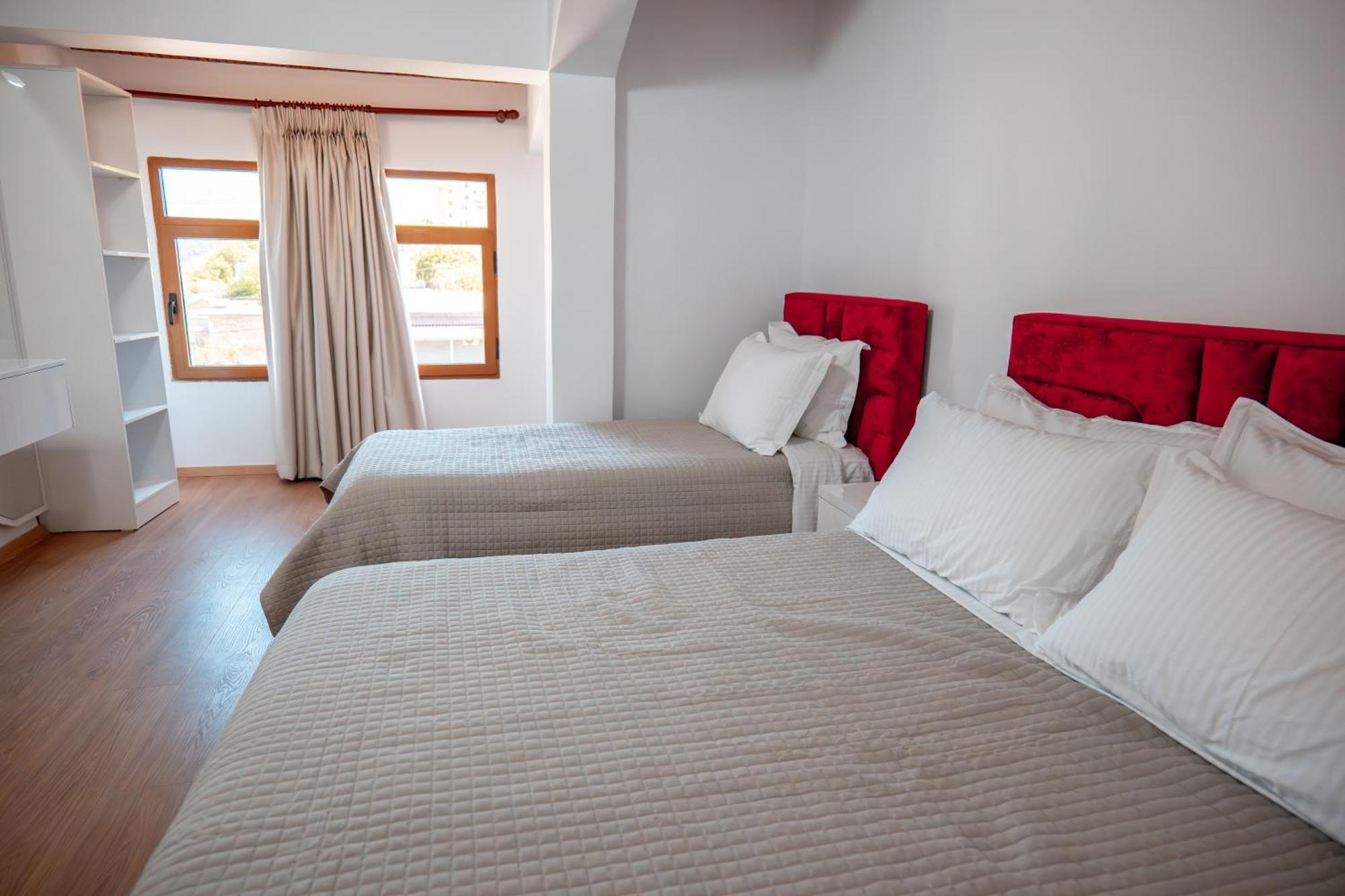 Fabio Guest House Gjirokastër Eksteriør billede